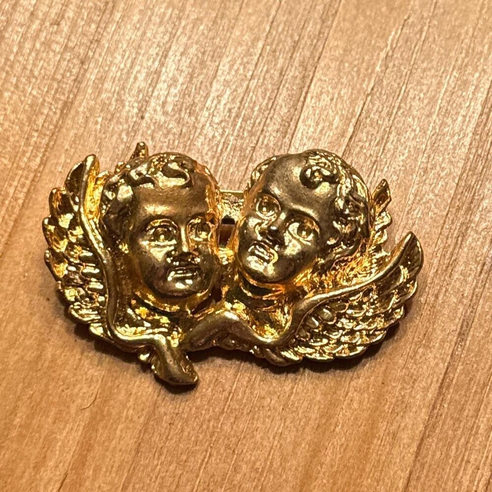 Vintage gold tone angel cherubs with gold leaves brooch/pin